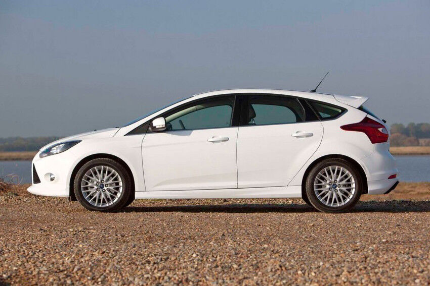 SPOILER ADATTO PER FORD FOCUS III MK3 ZETEC S - 5 PORTE