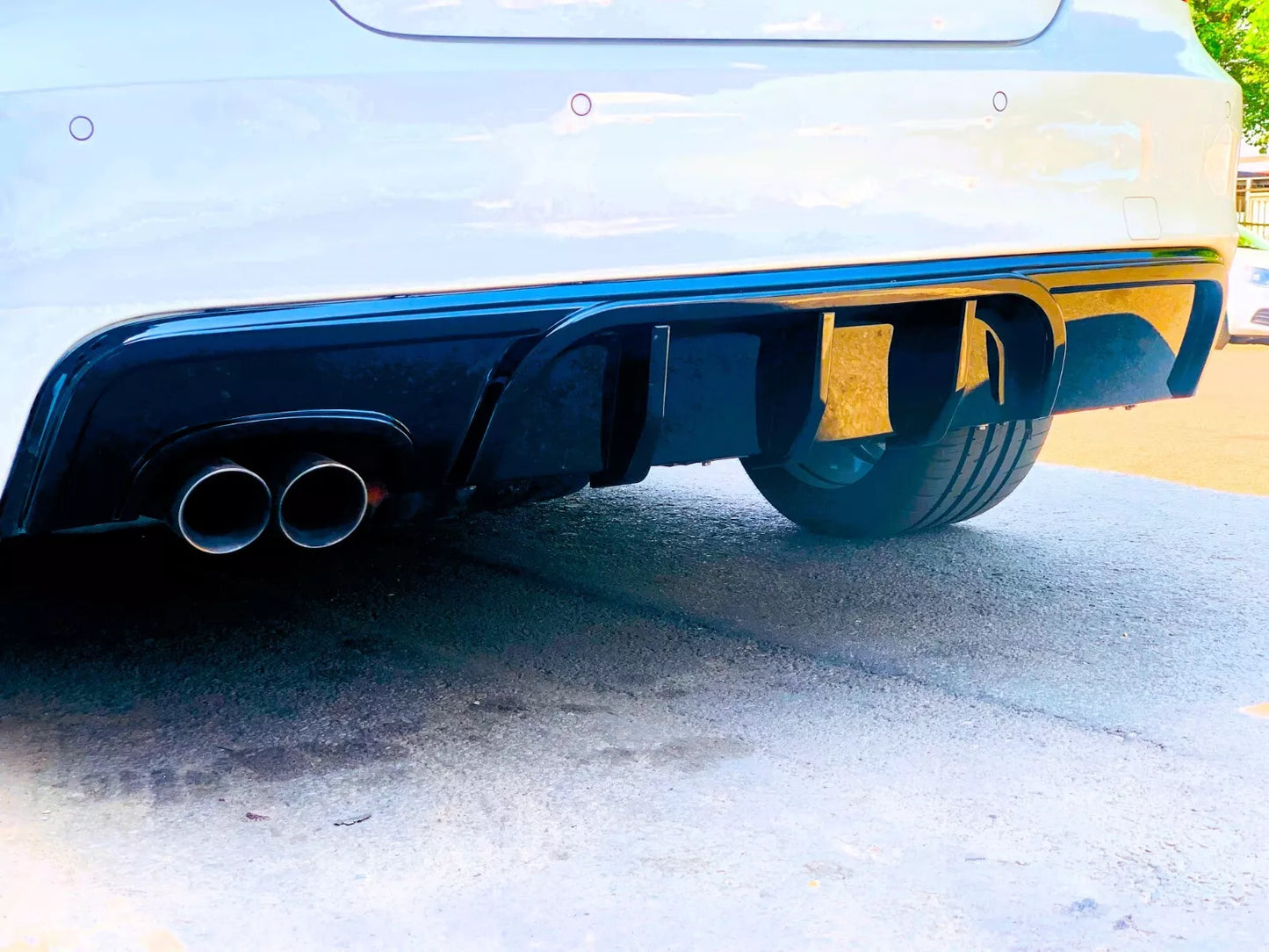 ✨Glossy Black Diffuser Suitable for BMW 1 Series Coupe E82✨