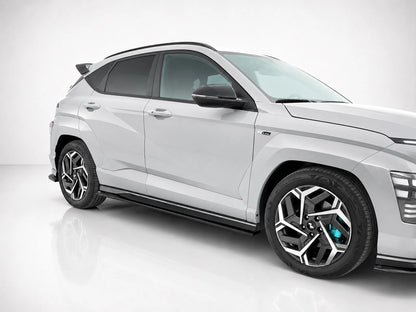 👉 Minigonne laterali adatto per Hyundai Kona N-Line MK2 22 in ABS nero lucido👈