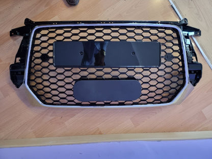 ART. 0524 GRIGLIA AUDI Q3 8U 2016-2019 LOOK RSQ3 BORDO CROMATO