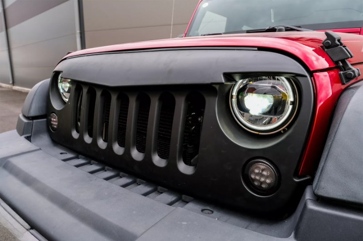 ✨Griglia Calandra per Jeep Wrangler Rubicon JK 07-17 Angry Look Nero opaco Gril✨