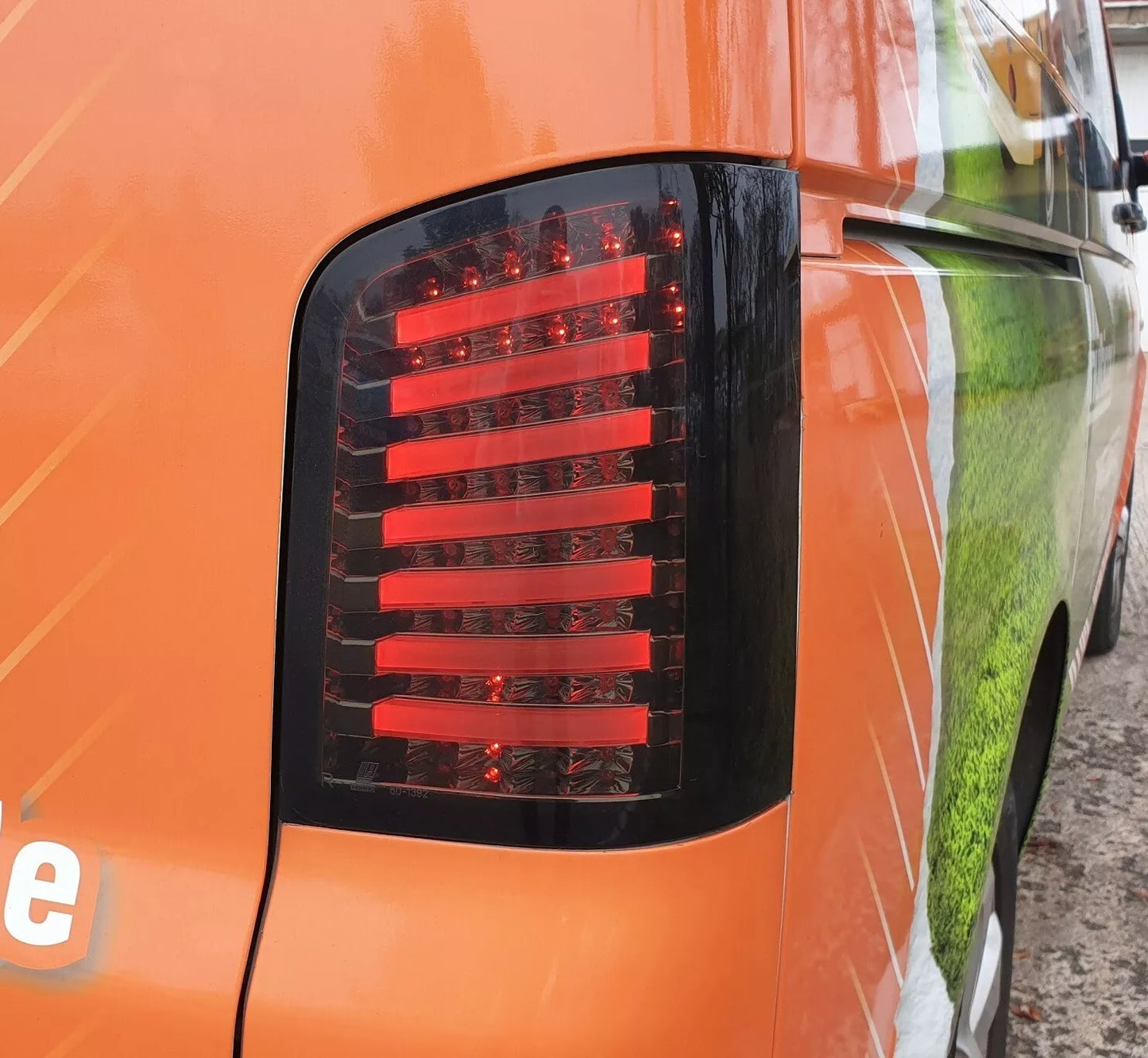 Luci posteriori LED luci posteriori per VW T5 bus 03-09 nero lobbano posteriore sinistro destro