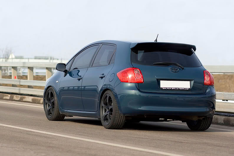 SPOILER adatto per TOYOTA AURIS (2006-2013)