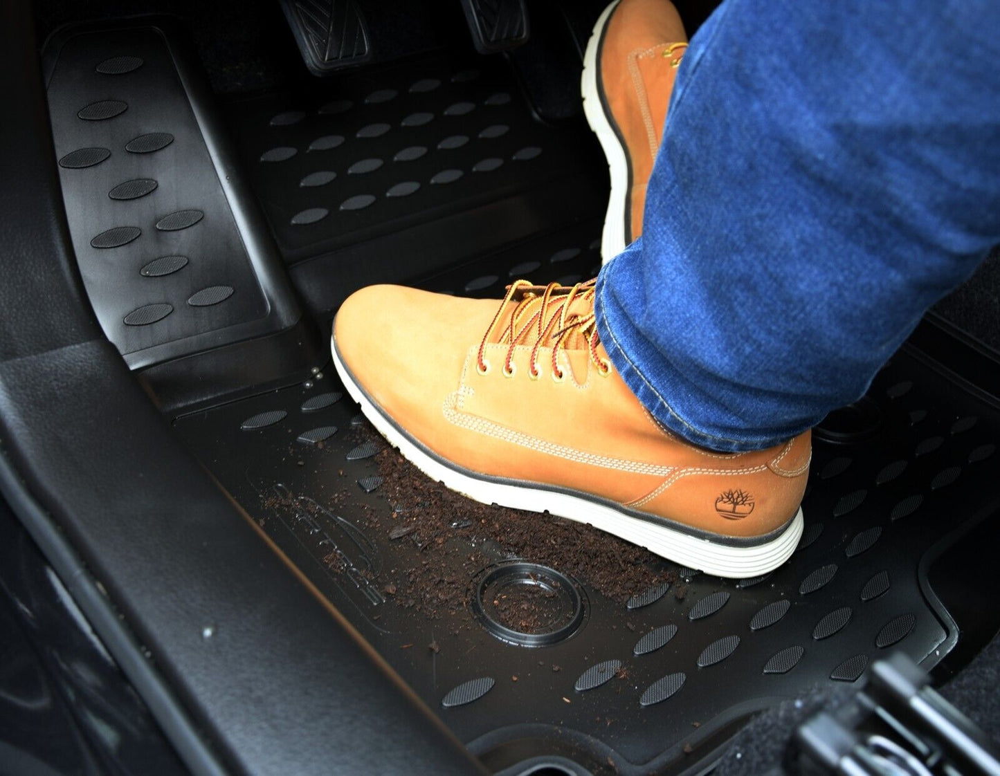 TAPPETI , TAPPETINI AUTO IN GOMMA ADATTI PER  FORD FIESTA 2002-2008 4pcs