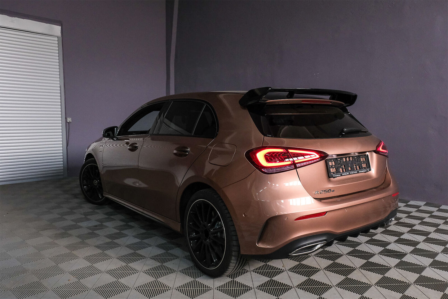 Spoiler TETTO per Mercedes Classe A Hatchback W177 18+ A45 Look nero