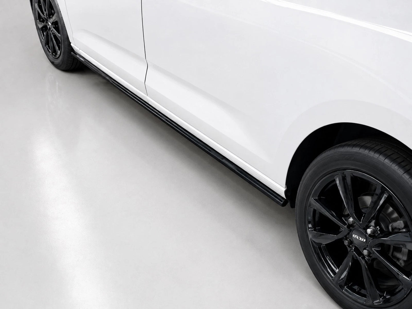 👉Gonne Laterali per VW Caddy Maxi MK5 2021+ Sottoporta Nero Lucido👈