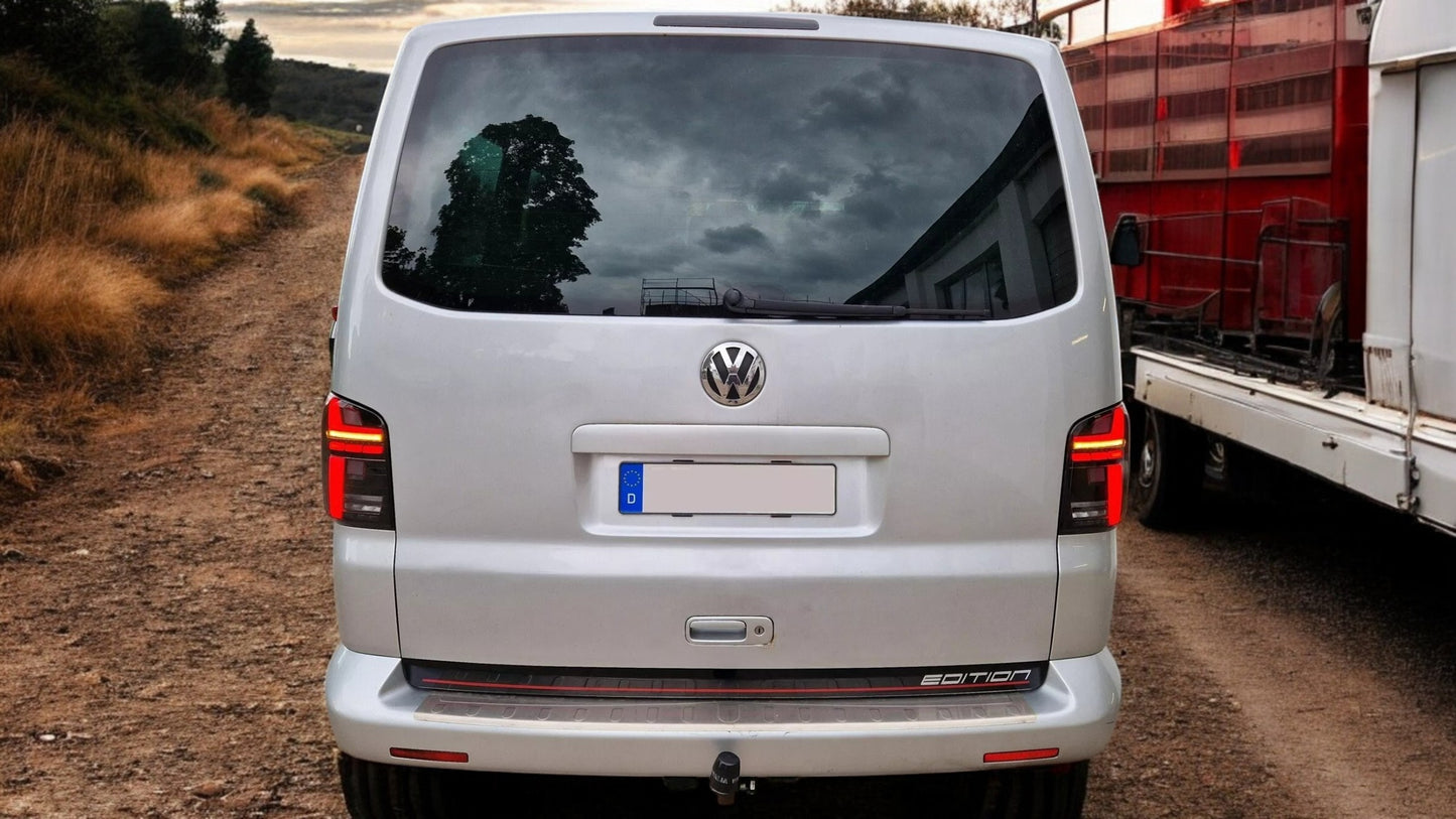Luci posteriori LED per VW T6.1 bus FRECCE DINAMICHE nere ANIMAZIONE PARTENZA
