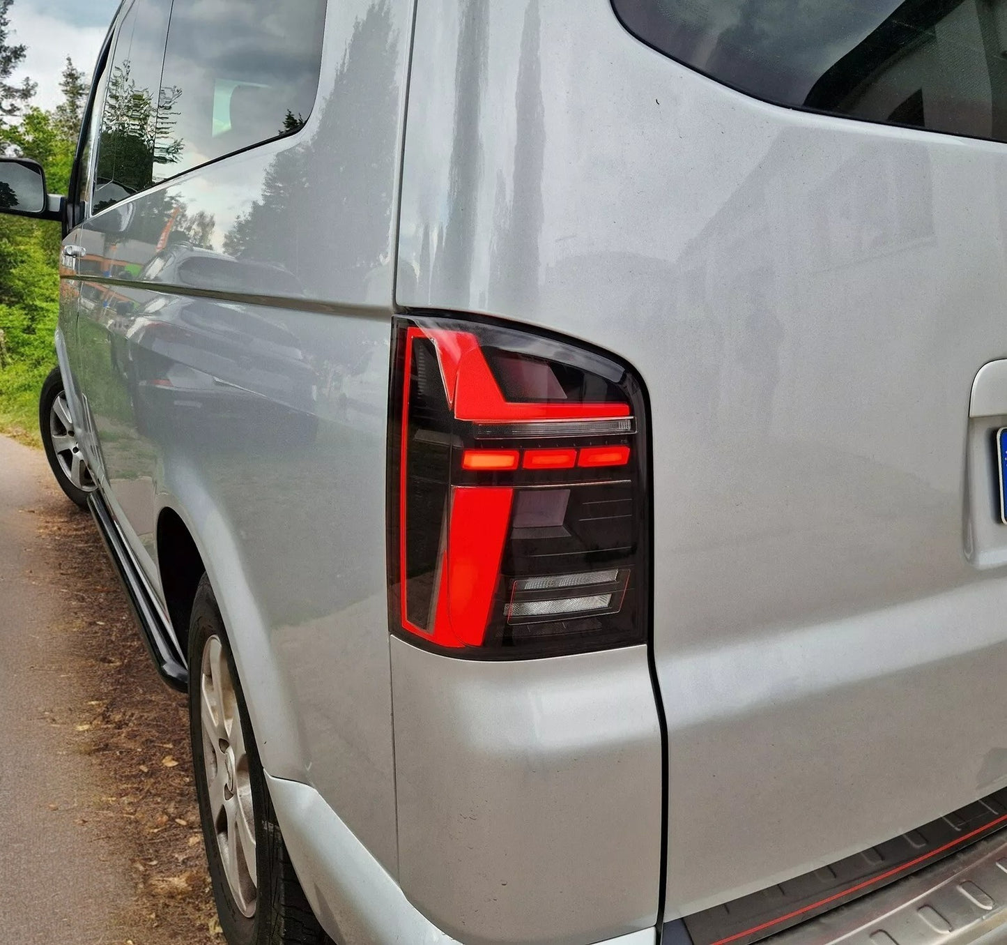 Luci posteriori LED Full LED per VW T5 Bus 10-15 nero fumo portellone posteriore