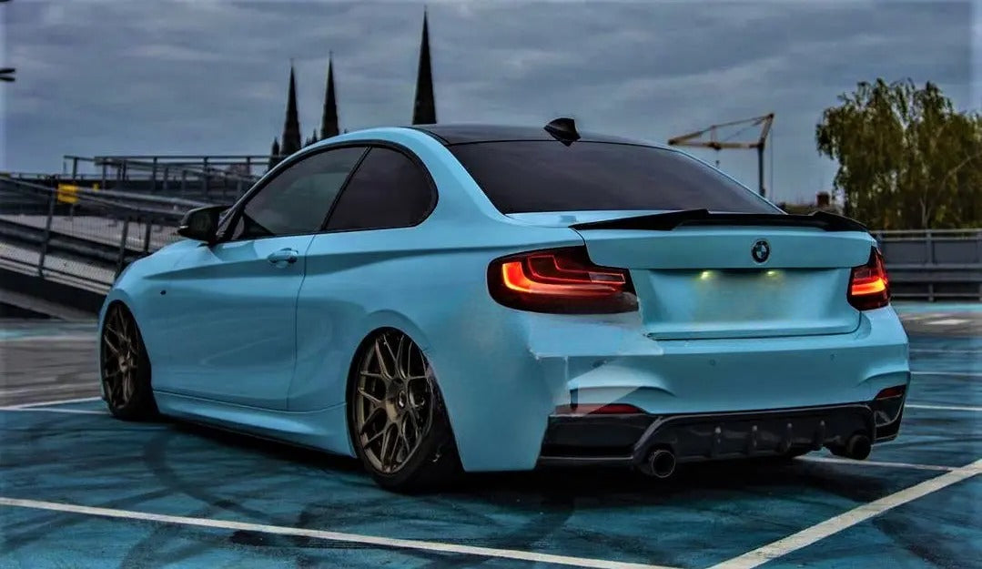 Spoiler posteriore nero lucido adatto per BMW Serie 2 M2 F22 F87