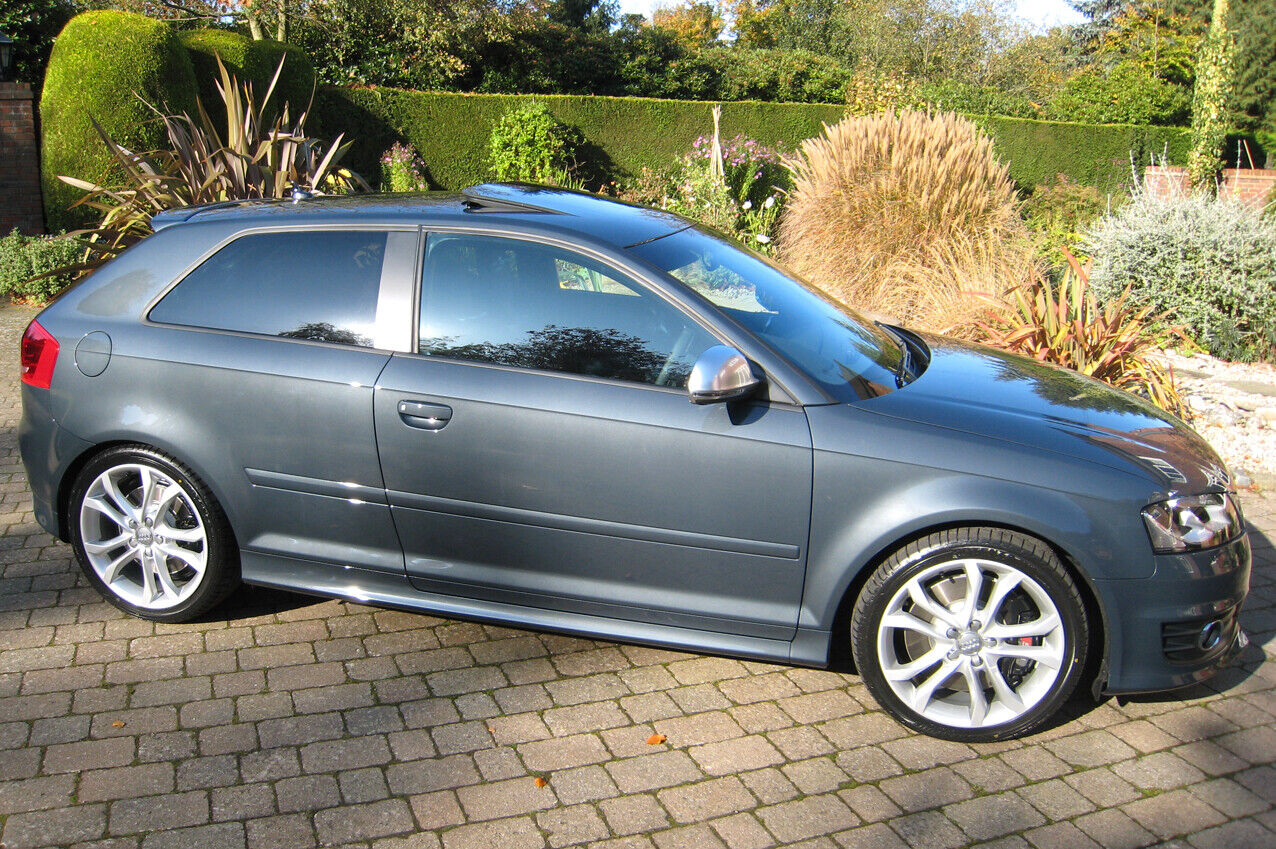 AUDI A3 8P MINIGONNE LATERALI 3 ANTE S3 LOOK