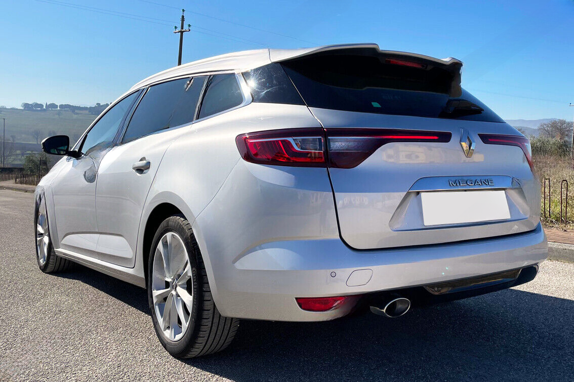 SPOILER LOOK ADATTO PER RENAULT MEGANE MK4 GRANDTOUR RS