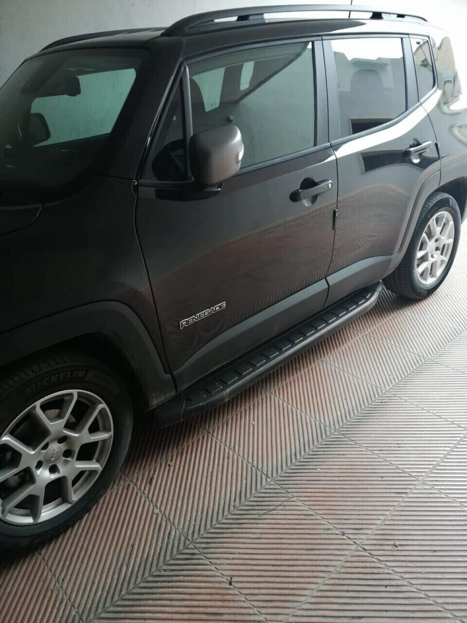 PORTAPACCHI NERO ADATTO PER JEEP RENEGADE 2014 - 2023
