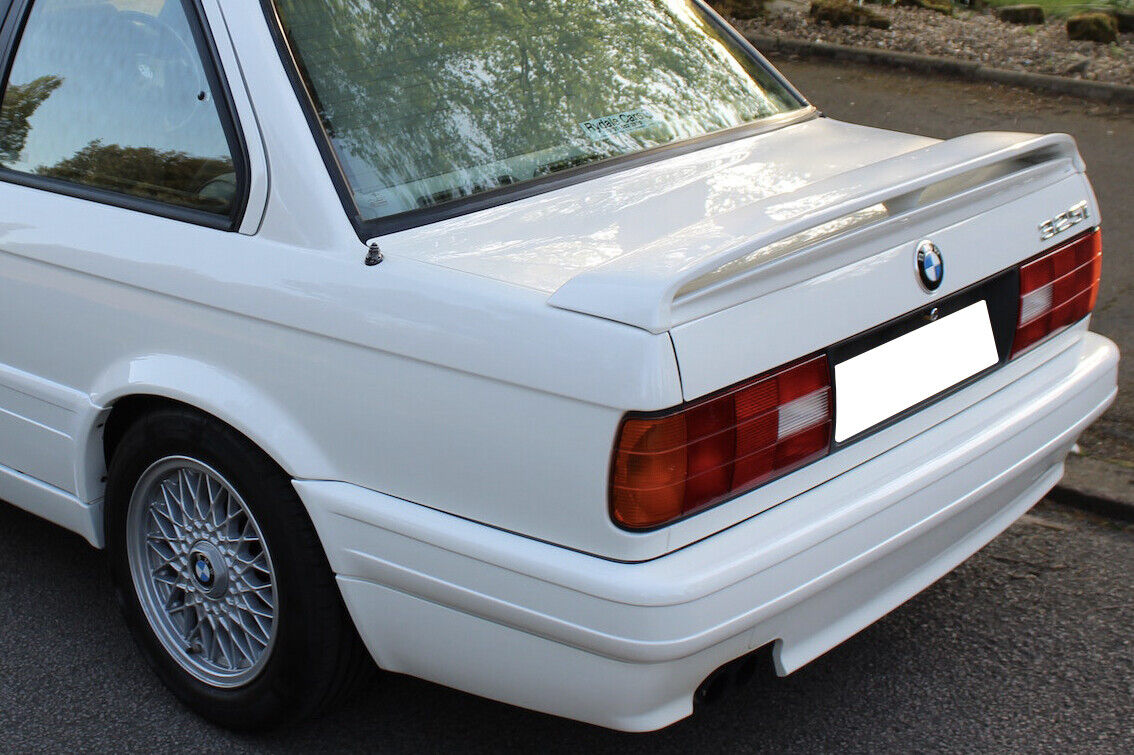 SPOILER POSTERIORE per BMW SERIE 3 E30 M-TECH 2 STILE