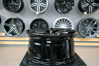 ADATTO PER Audi A5 A6 A7 A8 Q5 Q7 S-LINE CERCHI IN LEGA 22 inch 5x112 9.5J RS7