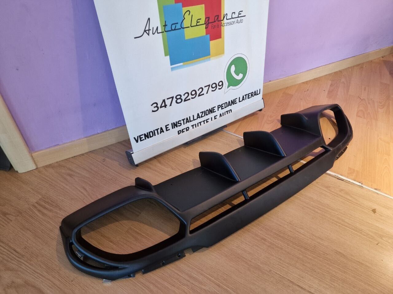 ART. 0345 DIFFUSORE GIULIA 2016-2021 STANDARD LOOK QUADRIFOGLIO NERO LUCIDO