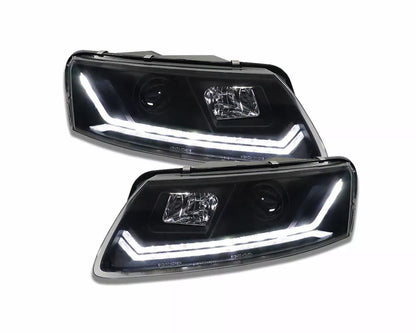 Per Audi A6 4F 08-11 Faro allo Xeno Design 4G TFL Frecce Led Luce di marcia