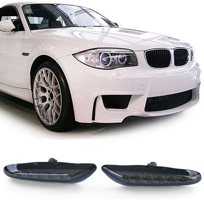 Coppia frecce laterali a LED fumè nero adatto per BMW Serie 1 E81 E87 E82 E88 04 AUTOELEGANCERICAMBI