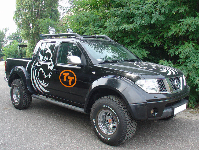 KIT ESTENSIONE PARAFANGO PER NISSAN NAVARA D40 ( 2005-2010 )