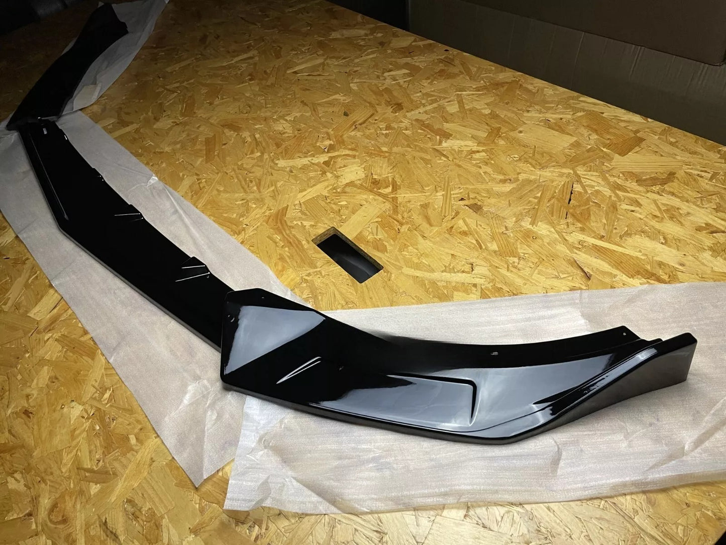 🤍Glossy Black Splitter Suitable for VW Golf MK8 GTI GTD R Line 2020+🤍