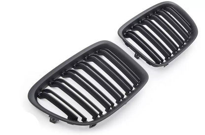 ❤️GRIGLIA RADIATORE SPORTIVA ADATTA PER BMW X1 E84 OPACO NERO❤️