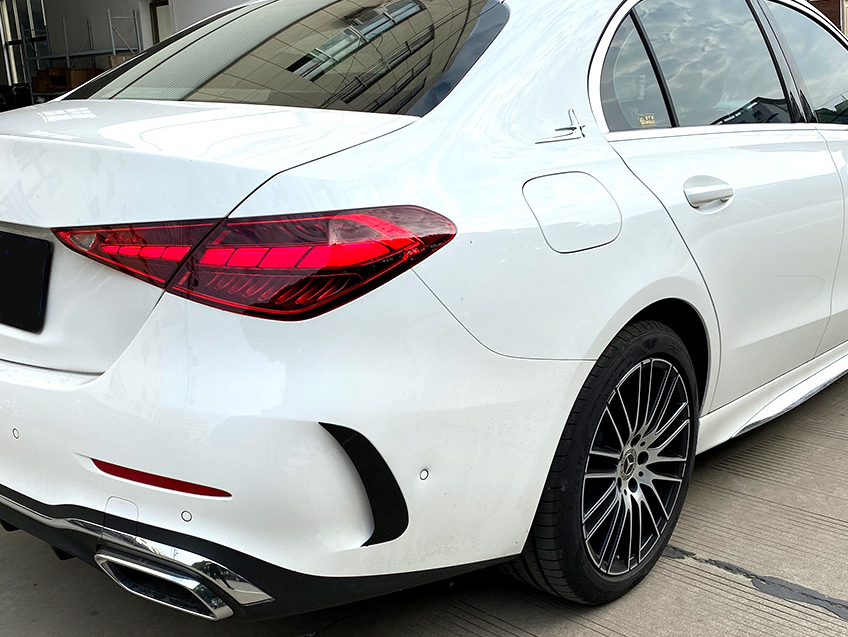 Adatto per Mercedes W206 Classe C posteriore AMG OTTICA FLICS AERO FLAPS NERO