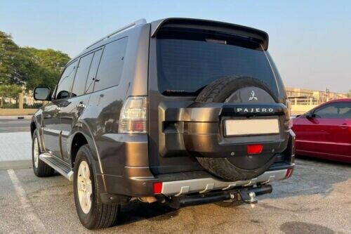 SPOILER POSTERIORE ADATTO PER MITSUBISHI PAJERO SPORT 2006-2015 TUNING