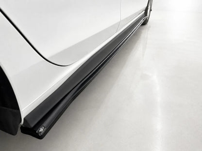 👉Gonne Laterali Estensioni V.1 per VW Golf MK8 GTI GTE R-Line Nero👈