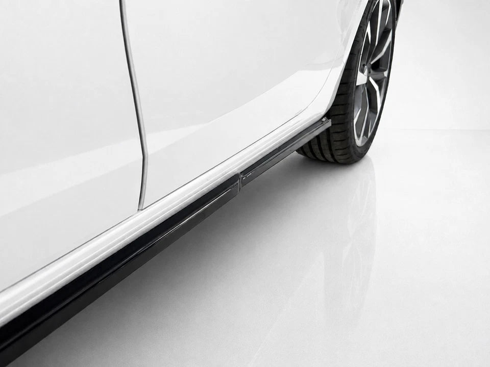 👉Gonne Laterali Prolunghe Minigonne ABS Nero Lucido per SEAT Leon Mk4 FR 20+👈