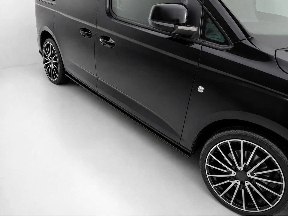 👉Gonne Laterali per Volkswagen Caddy MK5 2021+ Sottoporta Nero Lucido👈