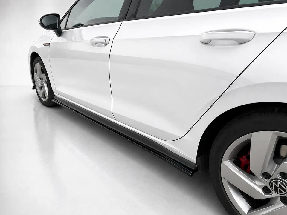 👉Gonne Laterali Estensioni V.1 per VW Golf MK8 GTI GTE R-Line Nero👈
