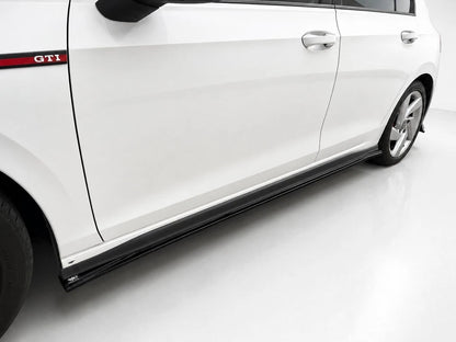 👉Gonne Laterali Estensioni V.1 per VW Golf MK8 GTI GTE R-Line Nero👈