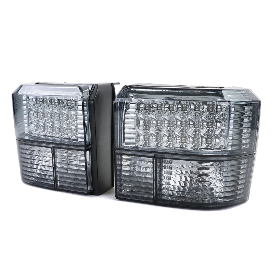 💫Fanale Posteriore a LED Nero Fumo per VW Bus Transporter T4 (1990–2003)💫