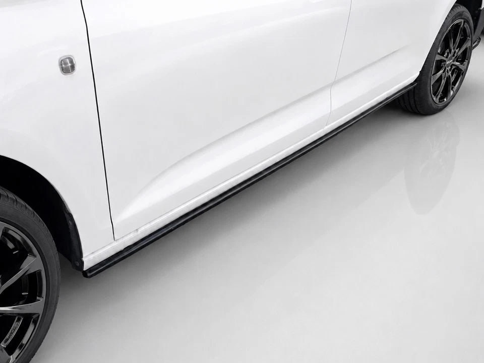 👉Gonne Laterali per VW Caddy Maxi MK5 2021+ Sottoporta Nero Lucido👈