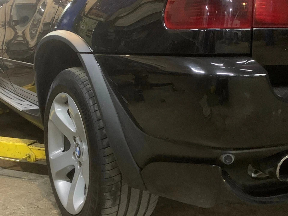 💥ART.4498 Parafanghi adatto per BMW X5 E53 99-03💥