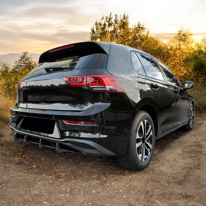 🔥 Diffusore Lug Performance Nero adatto per VW Golf 8 Berlina dal 2020 🔥