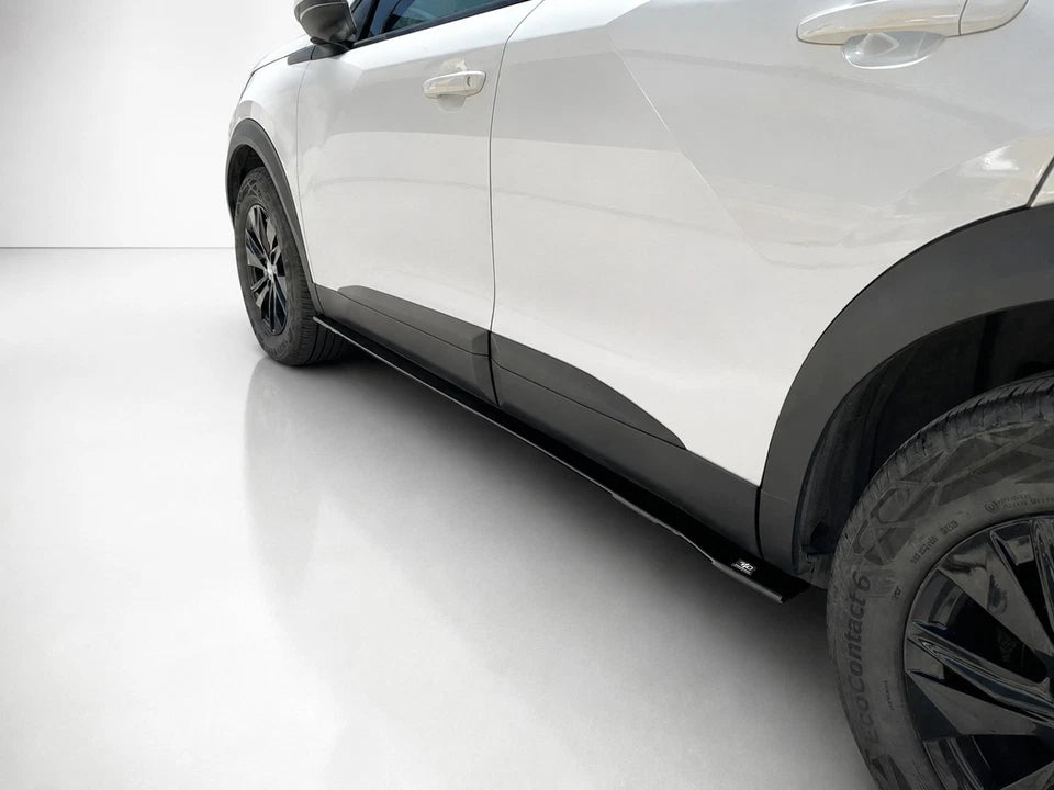 👉Gonne Laterali per Peugeot 2008 MK2 2019+ Prolunghe Sottoporta Nero Lucido👈