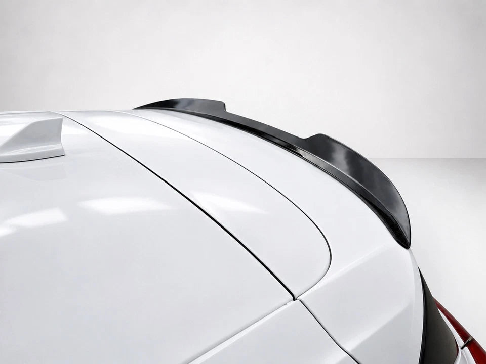 👉Estensione Spoiler Tetto per Ford Focus MK4 Hatchback (2018+) - Nero Lucido👈