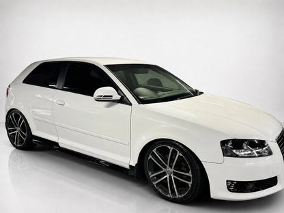 👉Minigonne laterali per Audi A3 8P Hatchback (2005-2012) ABS nero lucido👈