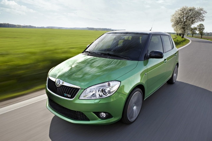 ART.5362 PARAURTI  ANTERIORI SKODA FABIA II 10.10-06.14