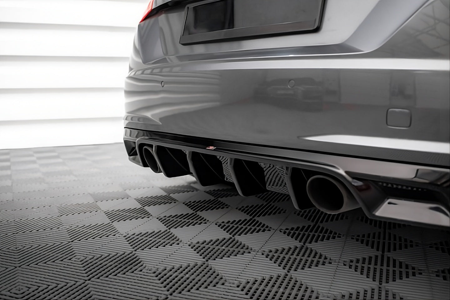 💫Diffusore Posteriore Street+ adatto per Audi TT S-Line 8S nero lucido💫