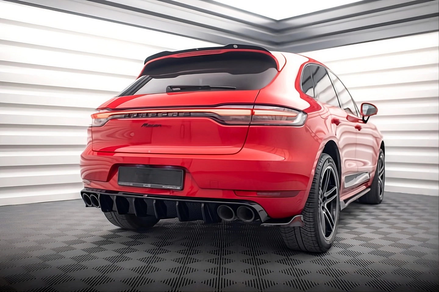 💫Diffusore Posteriore Street+ adatto per Porsche Macan Mk1 nero lucido💫