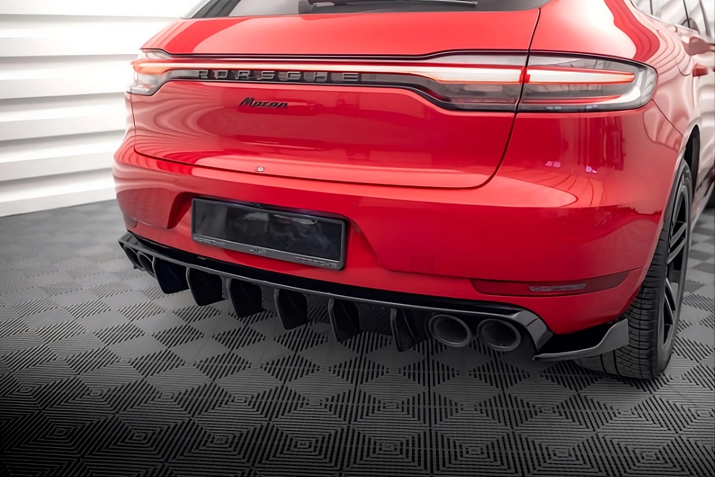 💫Diffusore Posteriore Street+ adatto per Porsche Macan Mk1 nero lucido💫