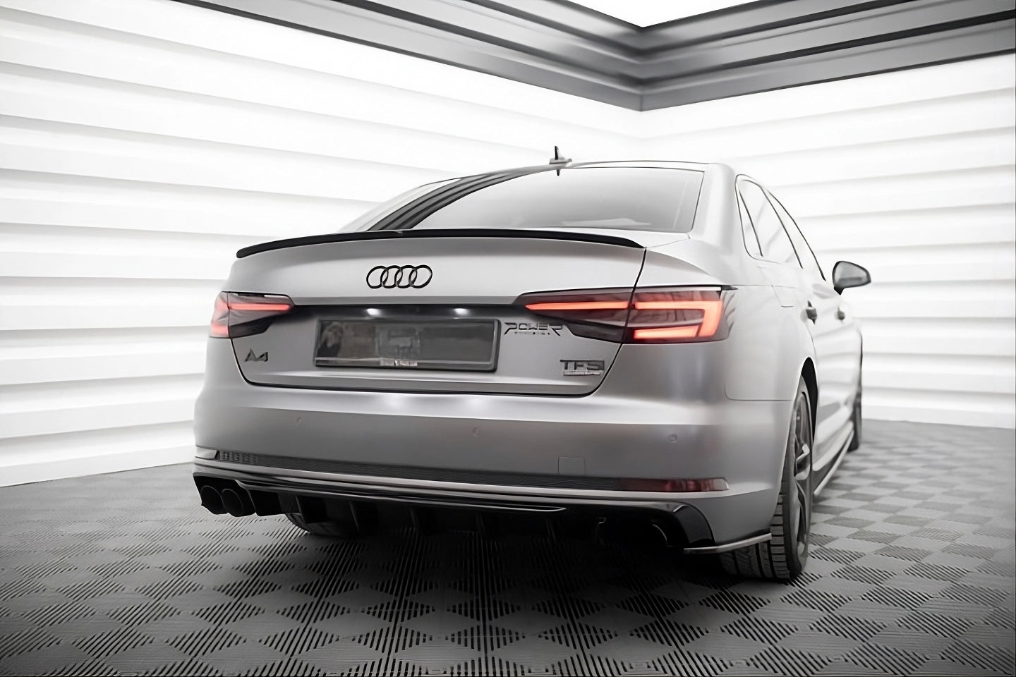 💫Street+ Diffusore Posteriore V.1 adatto per Audi A4 S-line B9 2015-2019💫