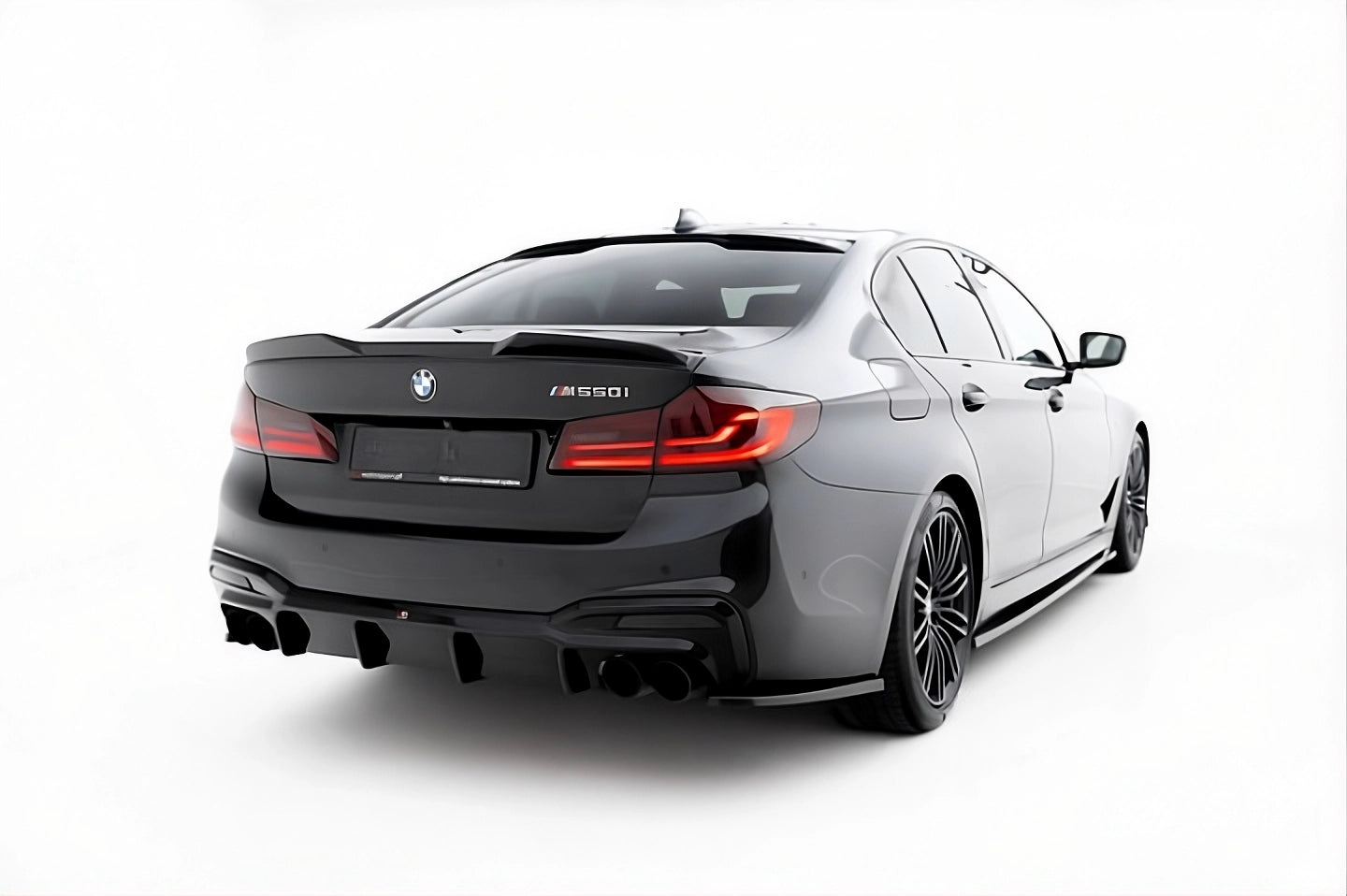 💫Flaps Posteriore Nero Lucido adatto per BMW M550i berlina G30 2017-2020💫