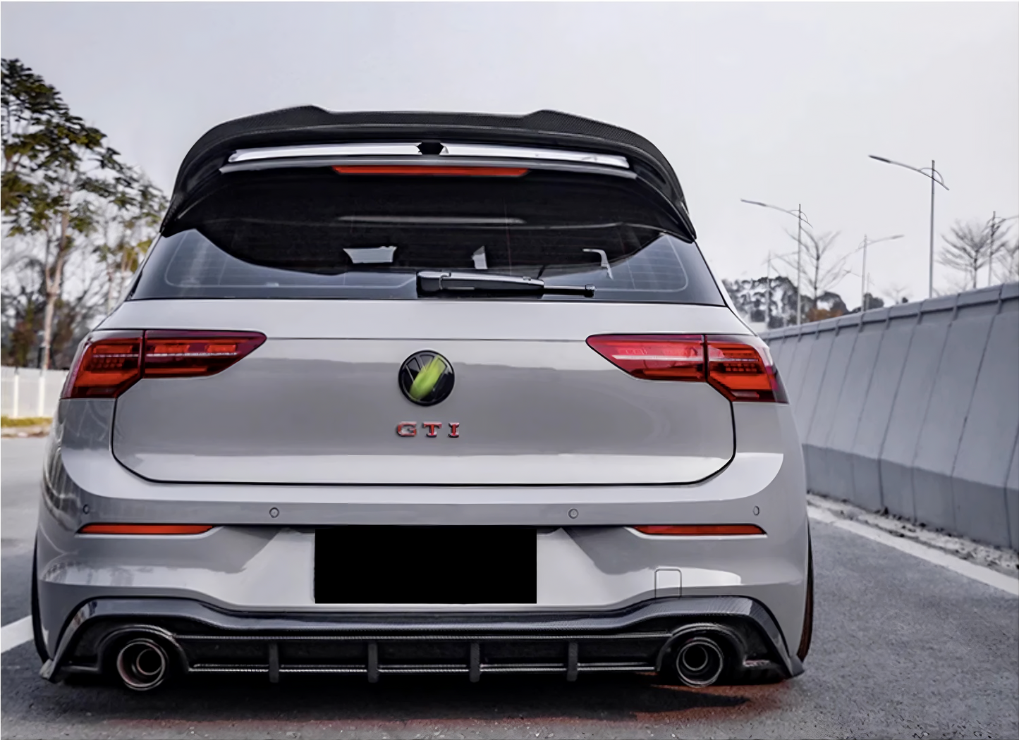 💫ART.8070 Spoiler Stile R (In Fibra di Carbonio) per VW GOLF 8 MK8 GTI 20-23 💫