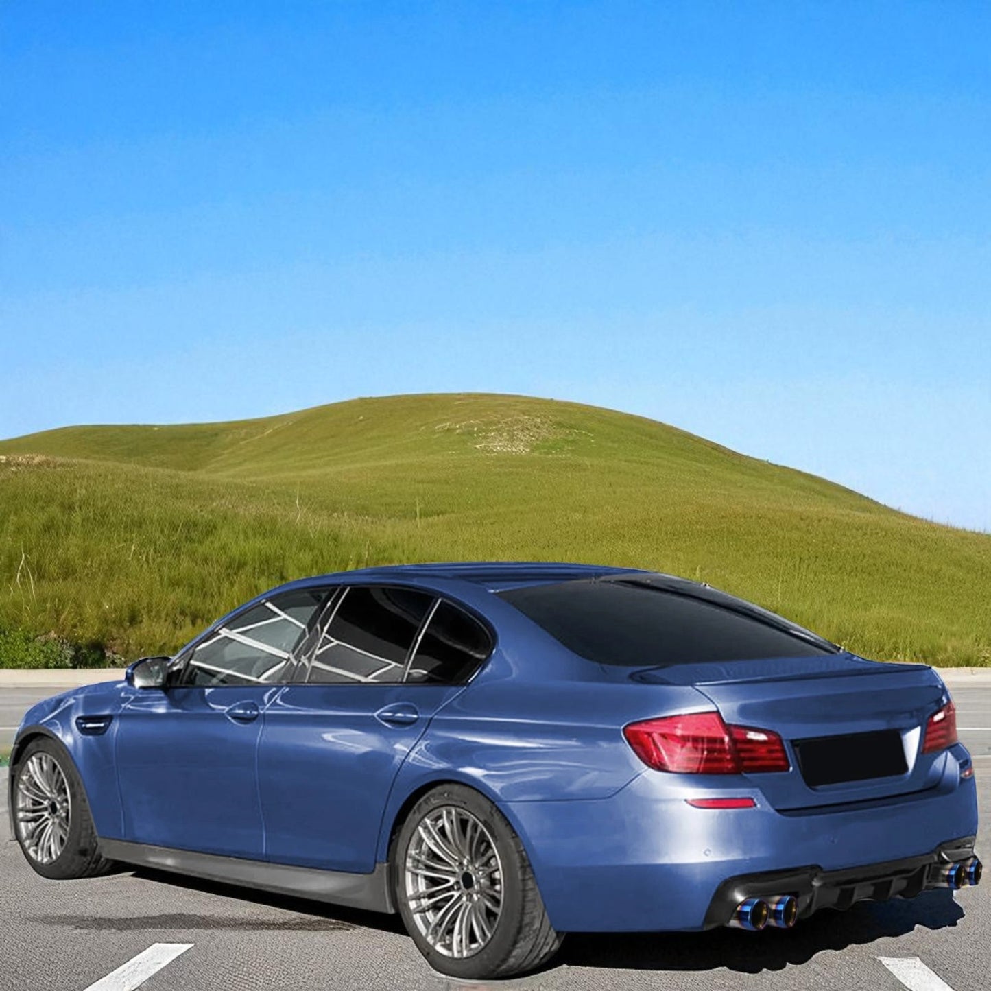 💫Set Conversione Diffusore Posteriore + Terminali di Scarico per BMW Serie 5 💫