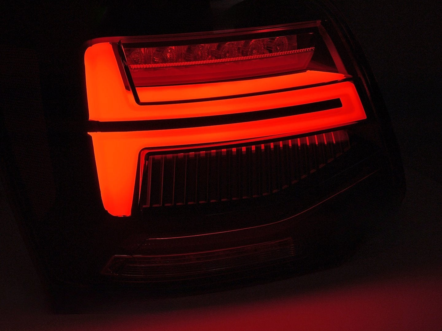💫ART.9353 FARI POSTERIORI ROSSO (LED) PER VW POLO V 09-17💫