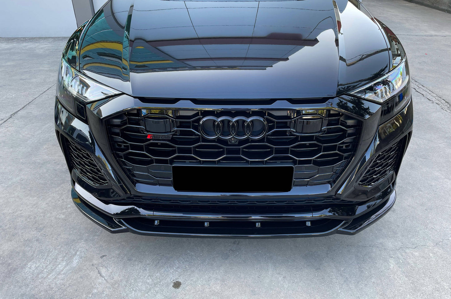 Splitter anteriore adatto per AUDI RS Q8 Mk1 2019+