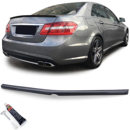 Spoiler posteriore sportivo nero lucido con ABE per Mercedes E W212 Limousine 09-16
