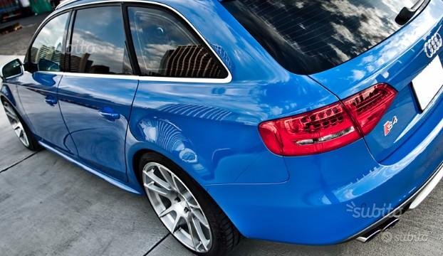 0046 AUDI A4 B8 8K AVANT BERLIN MINIGONNE LATERALI SOTTO PORTA LOOK SLINE S4 RS AUTOELEGANCERICAMBI